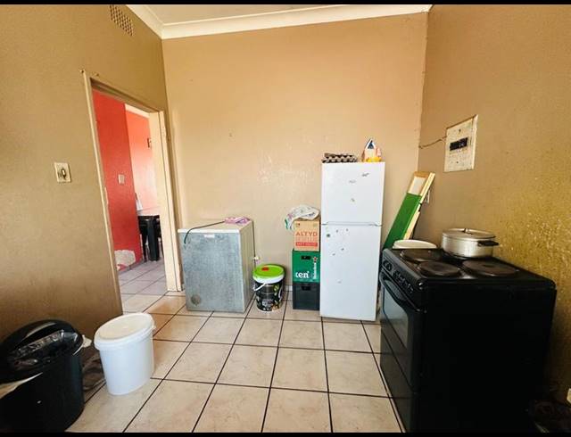 2 BEDROOM APARTMENT FOR SALE IN GERMISTON STATION